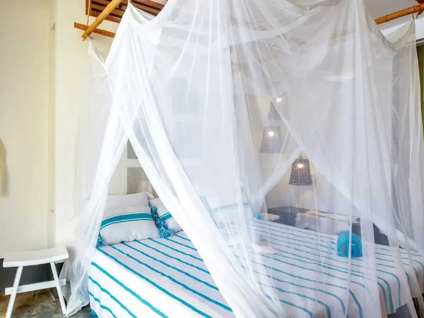 Lavish Villa by the Sea in Kralendijk With Pool