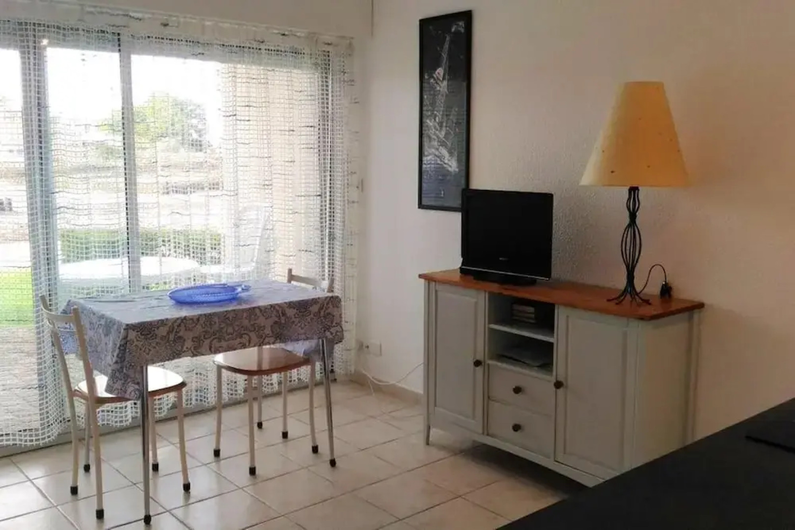 Studio in Locmariaquer, With Wonderful sea View and Enclosed Garden