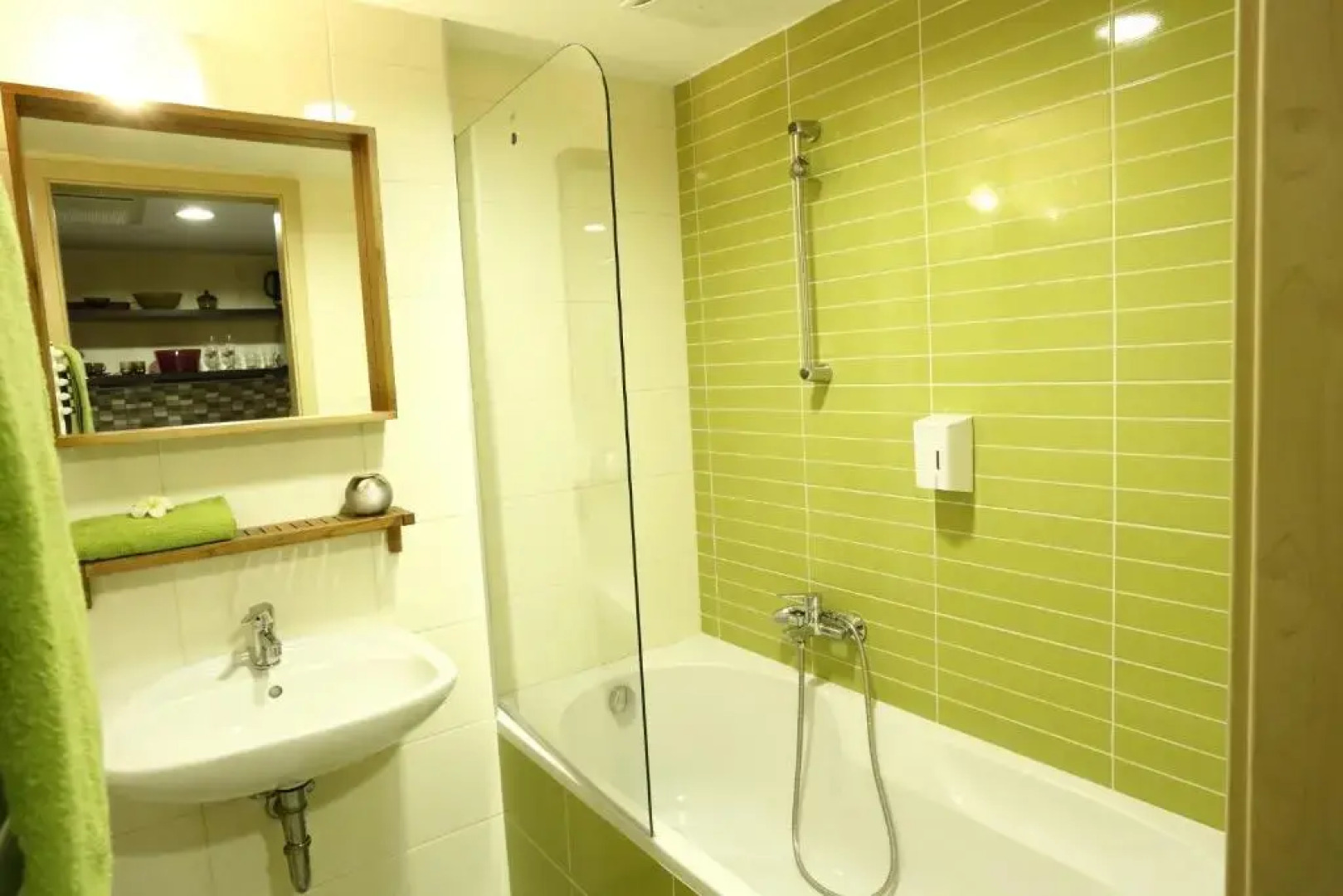 Lake and Spa Apartman