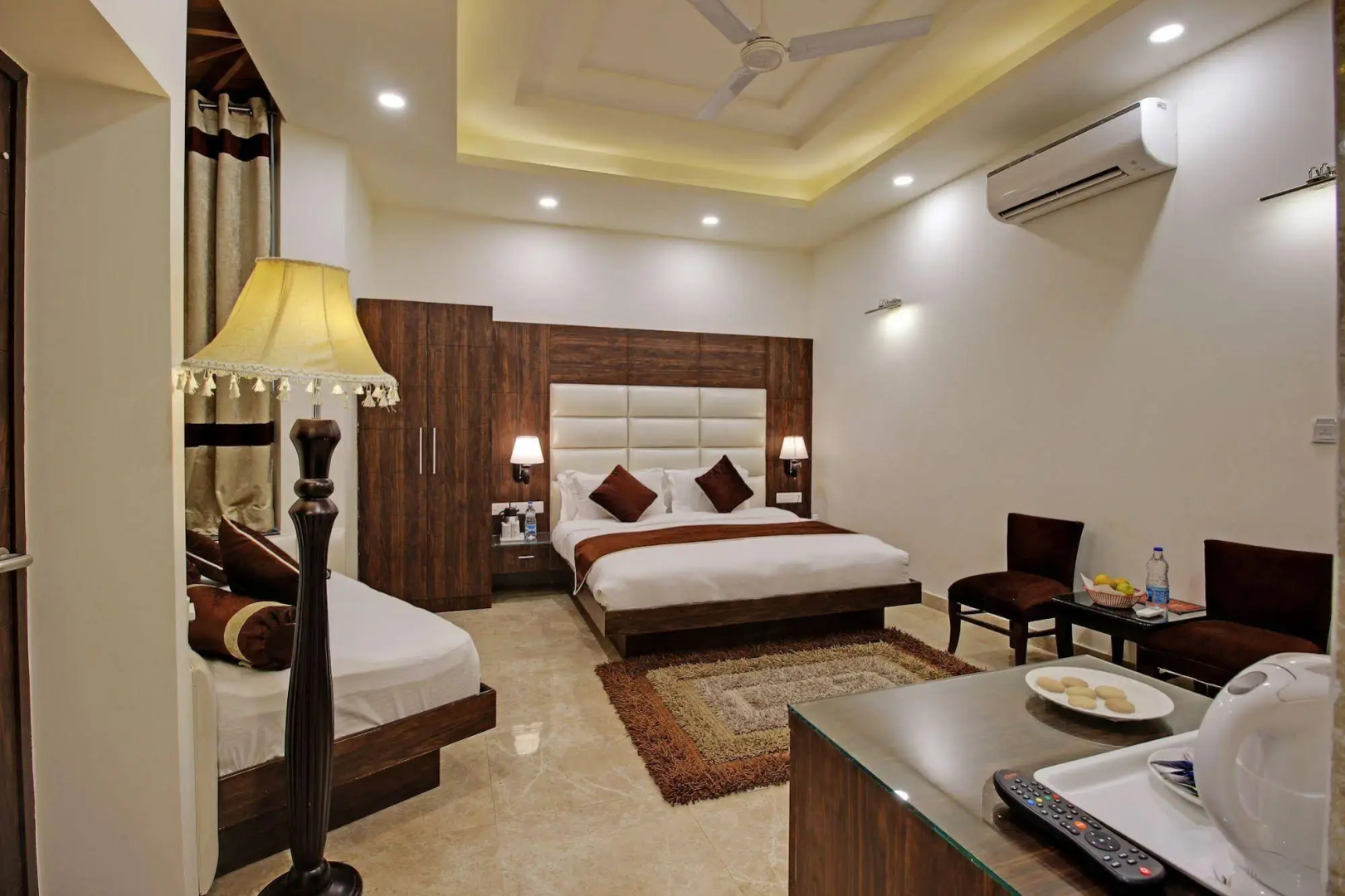 Wood castle Spa & Resort