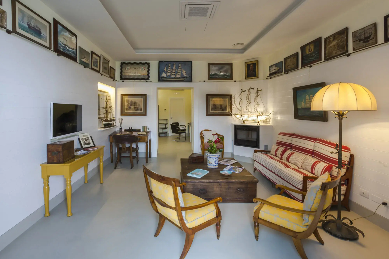 Yacht Club Capo Cervo Suites