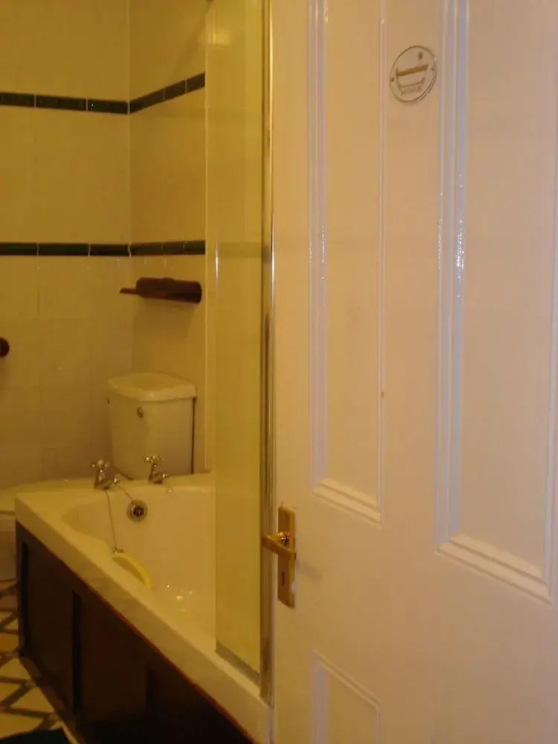 Masslink Guest House