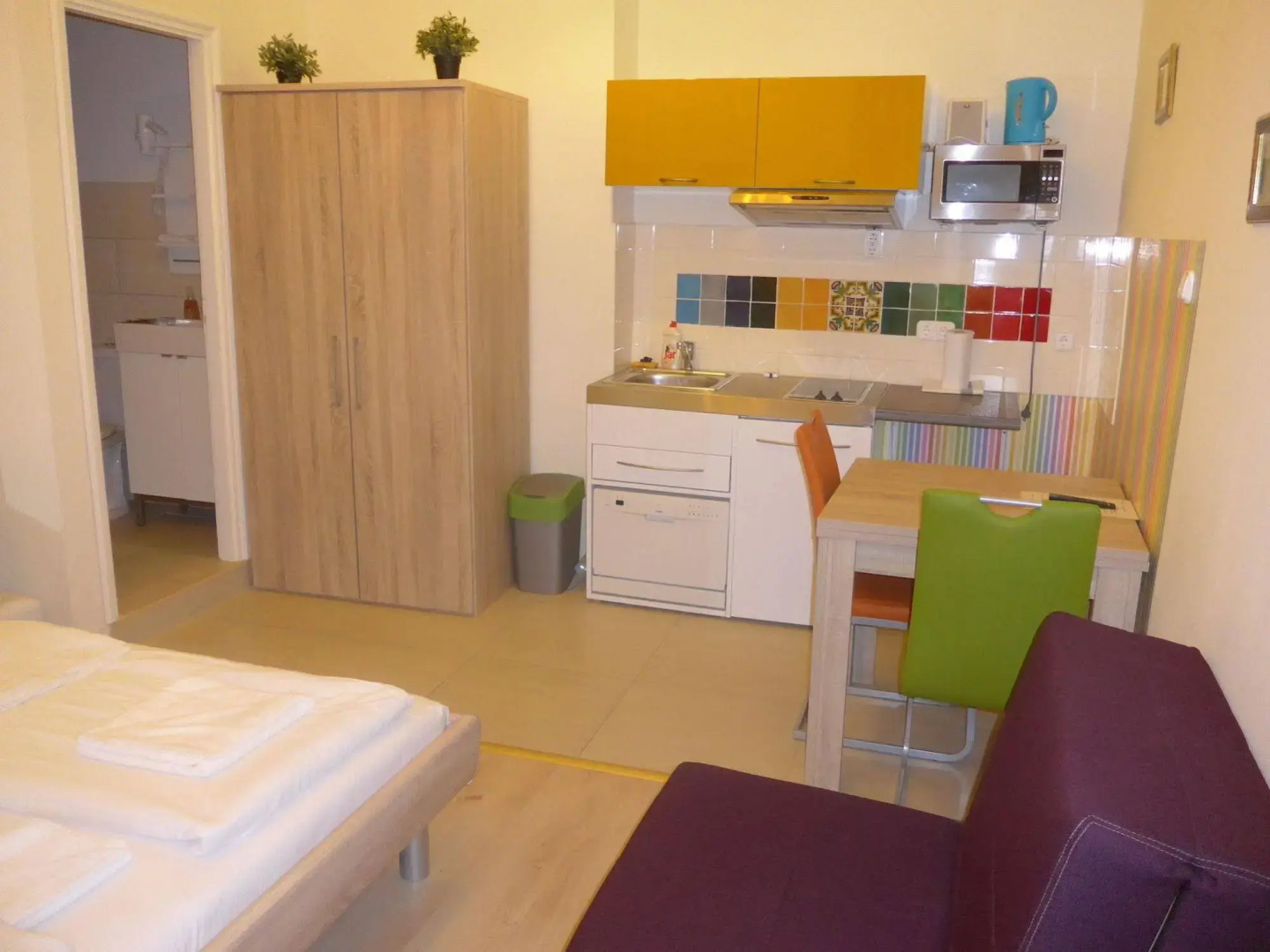 Amber Gardenview Studios