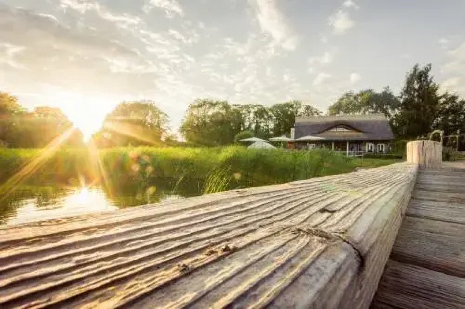Komfort-Hausboote am Naturhafen Krummin