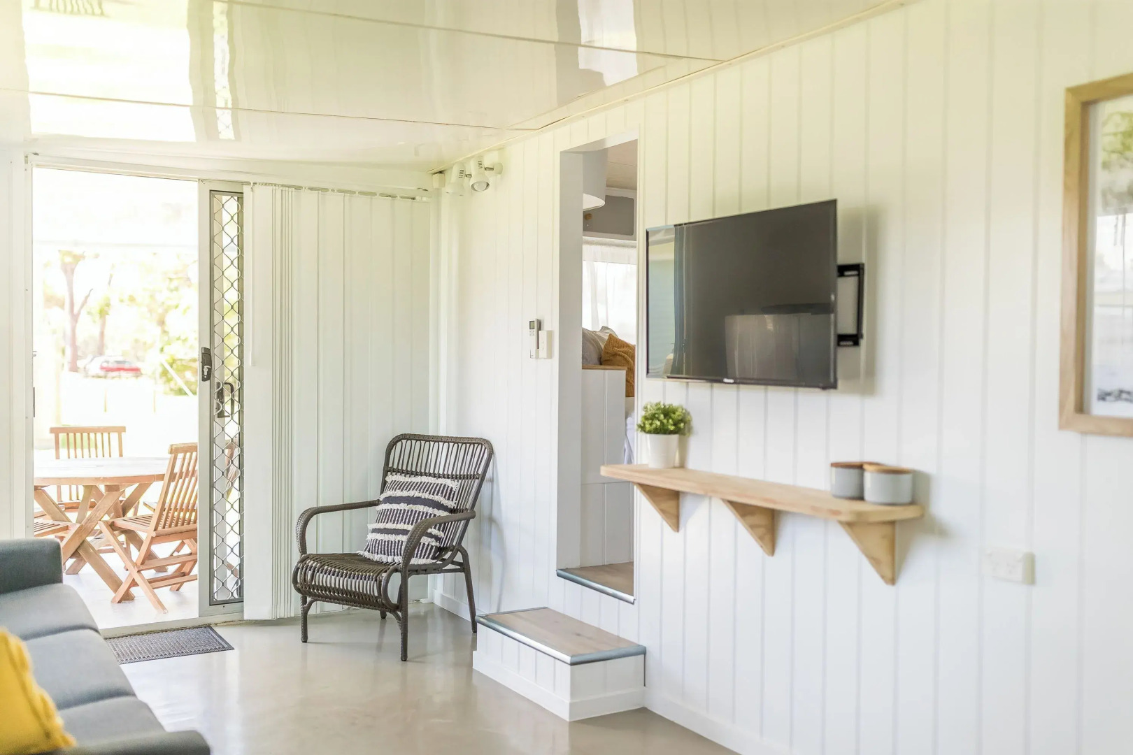 Surfside Cudmirrah Beach