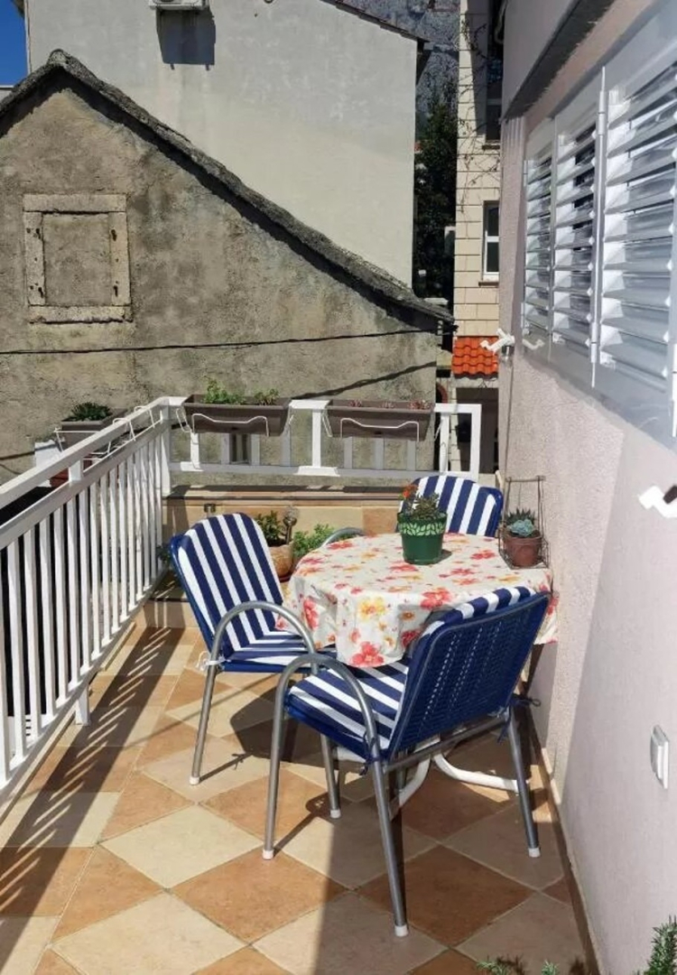 Apartment Ljubav - with parking : A1 Makarska, Riviera Makarska