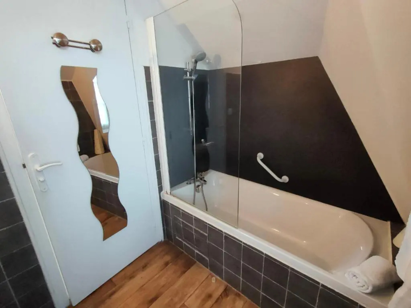 Hôtel Traiteur les Ormes, The Originals Relais