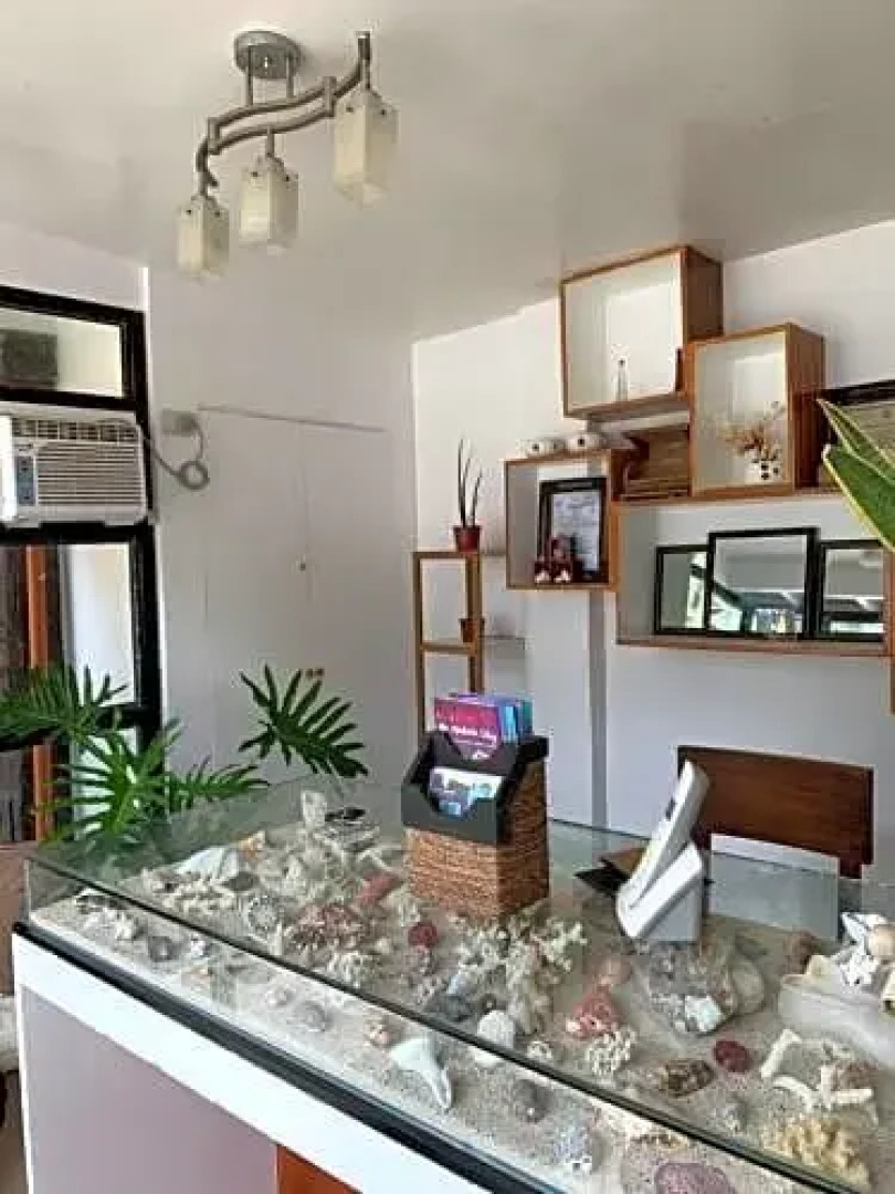 7-AR Golden Beach Resort