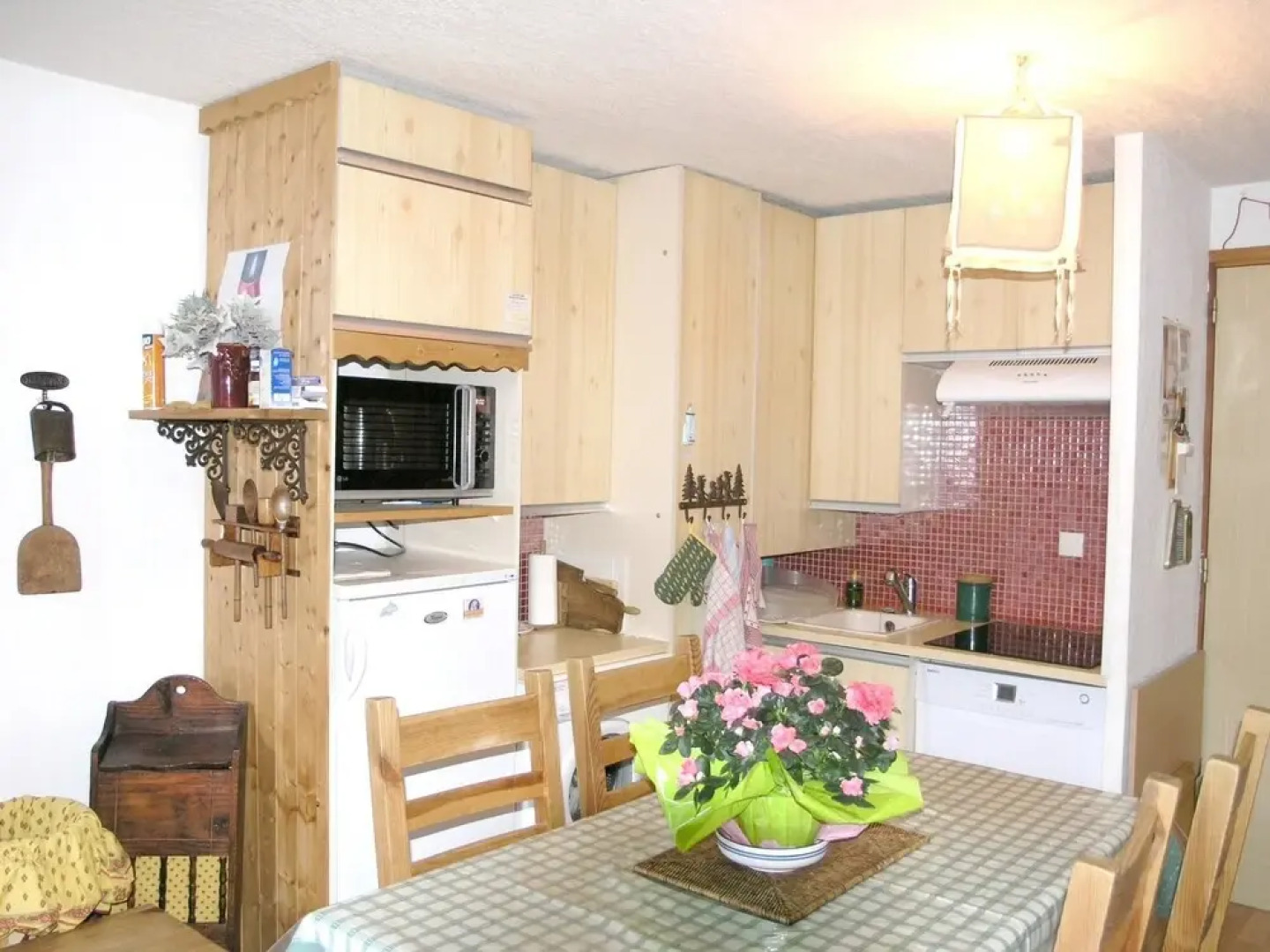 Apartment With 2 Bedrooms in Saint-lary-soulan, With Wonderful Mountai