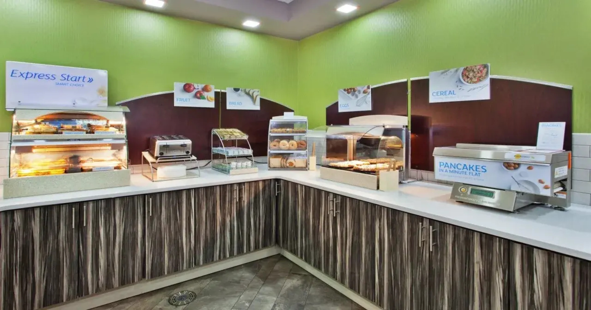 Holiday Inn Express Atlanta Galleria - Ballpark Area by IHG