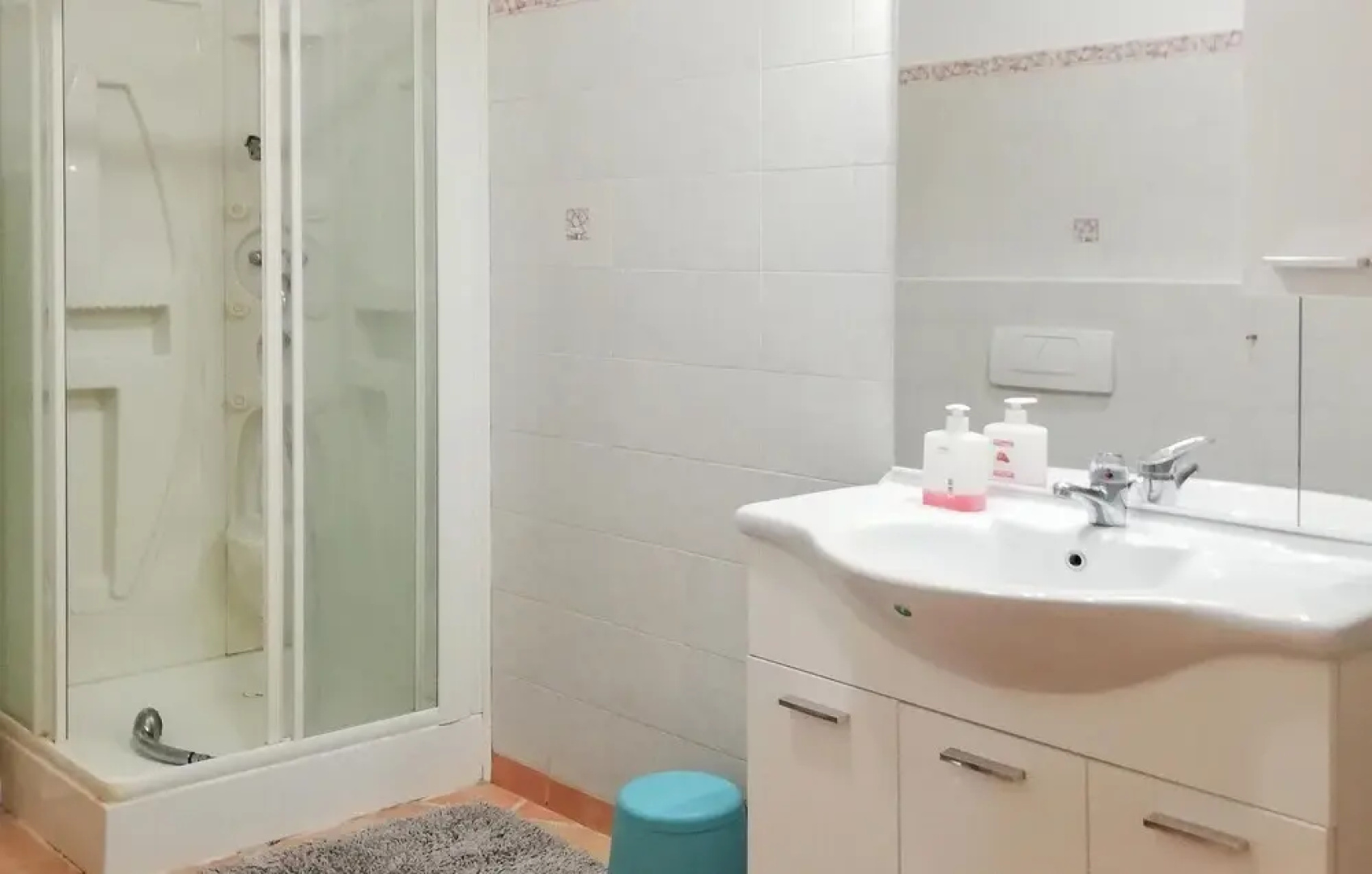 Nice Apartment in Castelnuovo di Porto With Outdoor Swimming Pool, Wifi and 2 Bedrooms