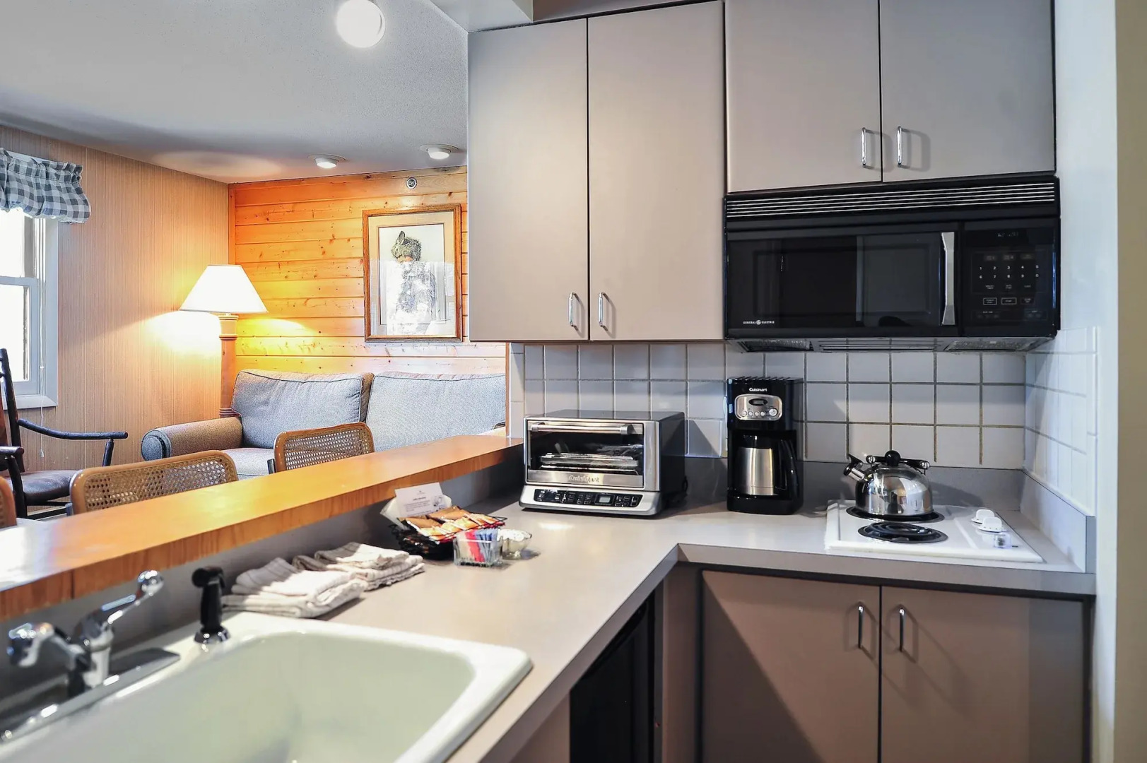 The Historic Crags Lodge