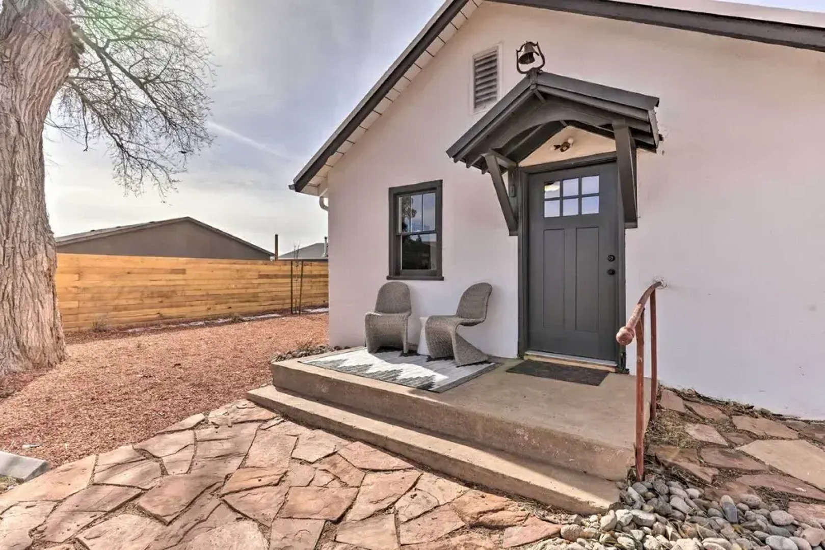 Modern Kanab Cottage w/ View < 1 Mi to Hiking!