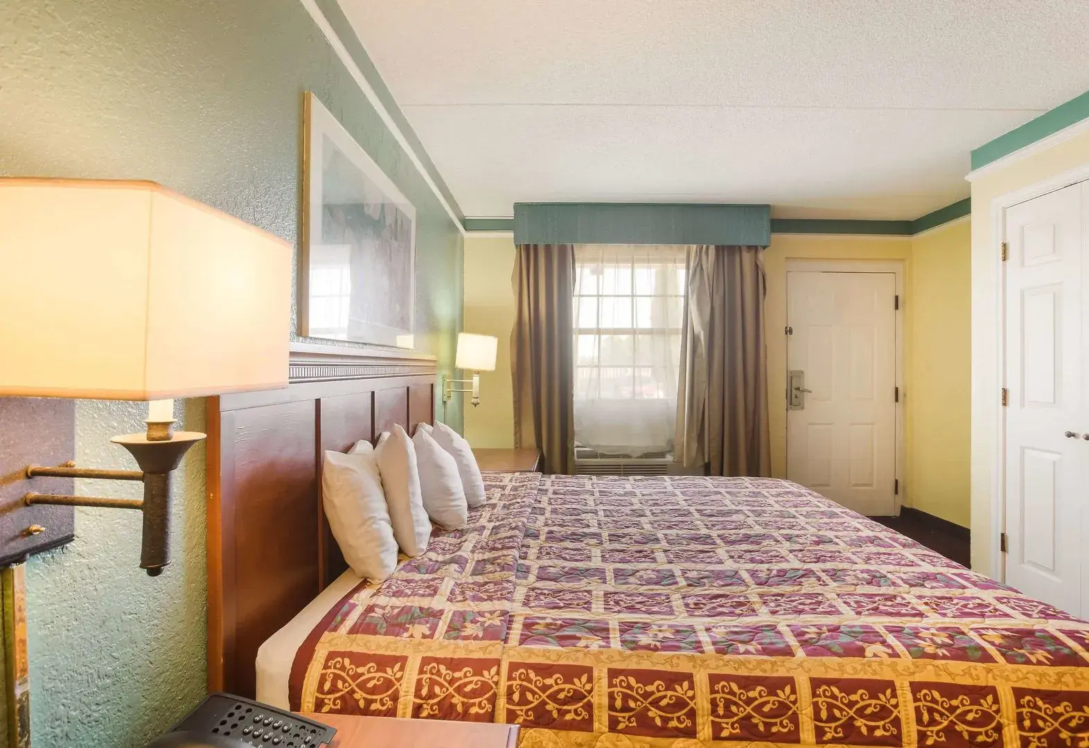 Bhagat Hotels Stone Mountain Atlanta BW Signature Collection