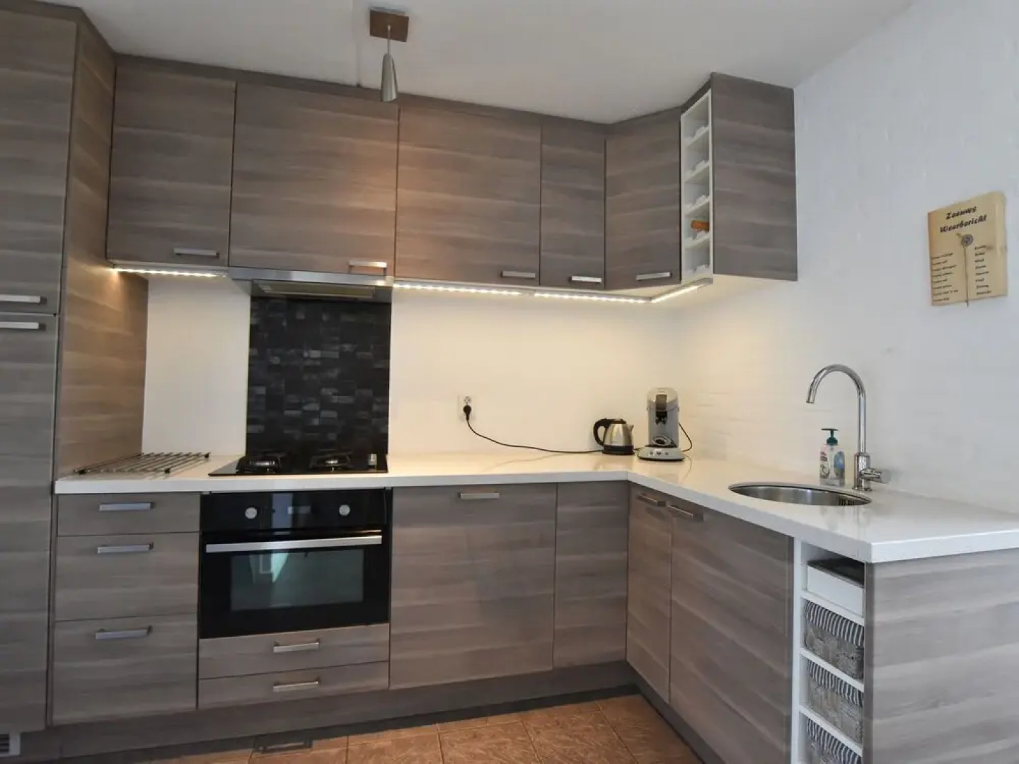 Modern Holiday Home in Nieuwvliet with Garden