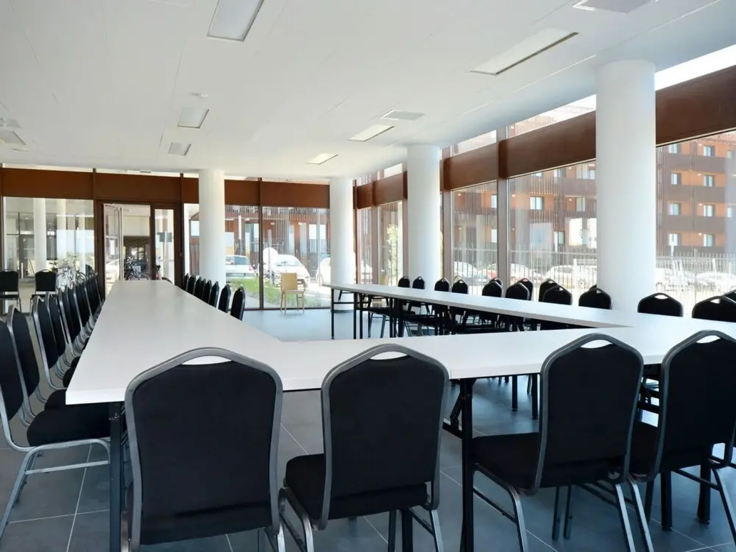 Modern Studio Apartment Located Just 600 m. From the Beach