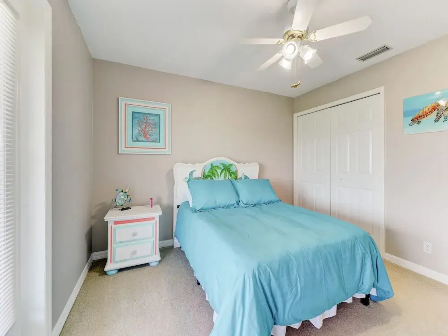 Sea Forever Upper Level by Vtrips