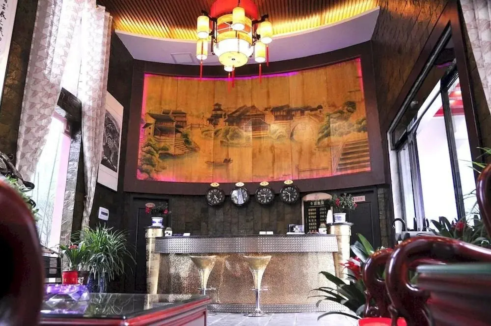 Jingzhou Yunlongshangfang Boutique Hotel