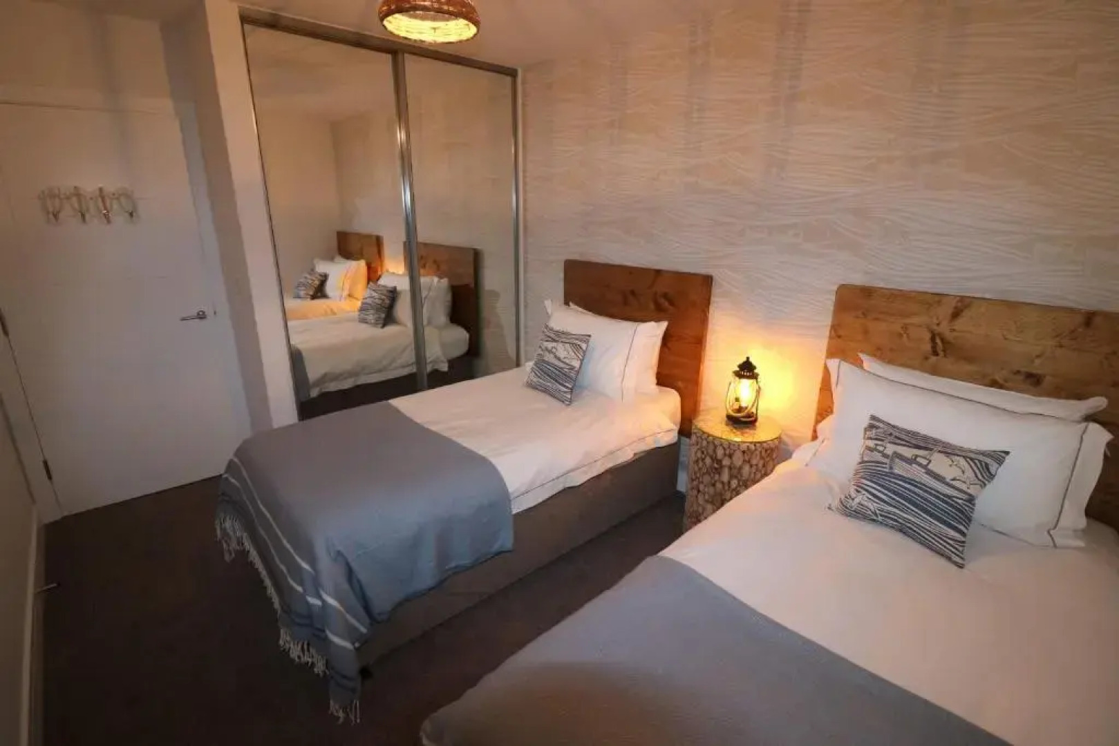 7 Middlecombe - Luxury Apartment at Byron Woolacombe, only 4 minute walk to Woolacombe Beach!