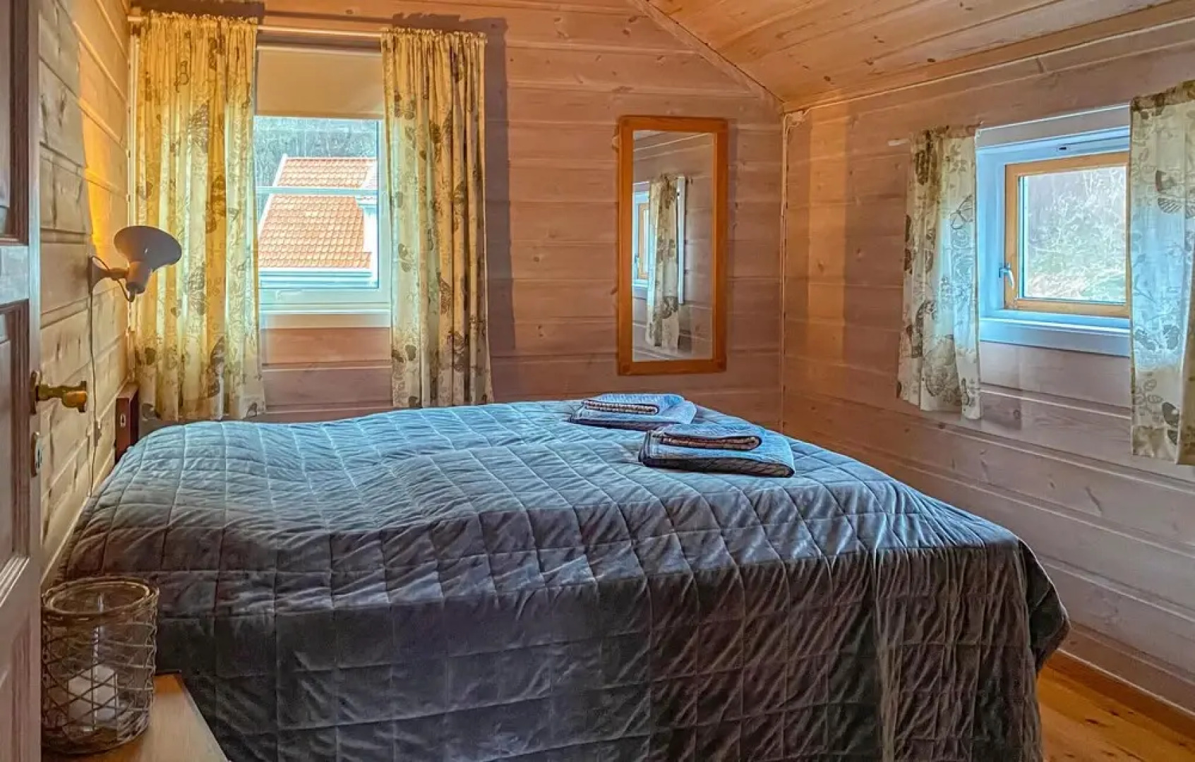 Beautiful Home in Lyngdal With 2 Bedrooms and Wifi