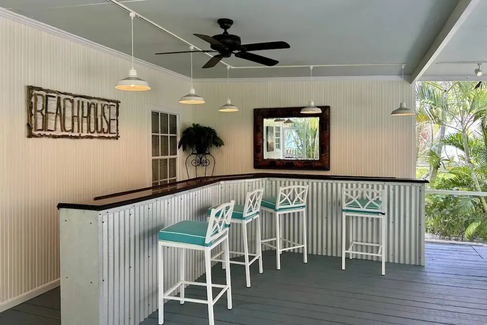 Charleston House, Beach, Shops & Restaurants, Downtown, The Square, Pool