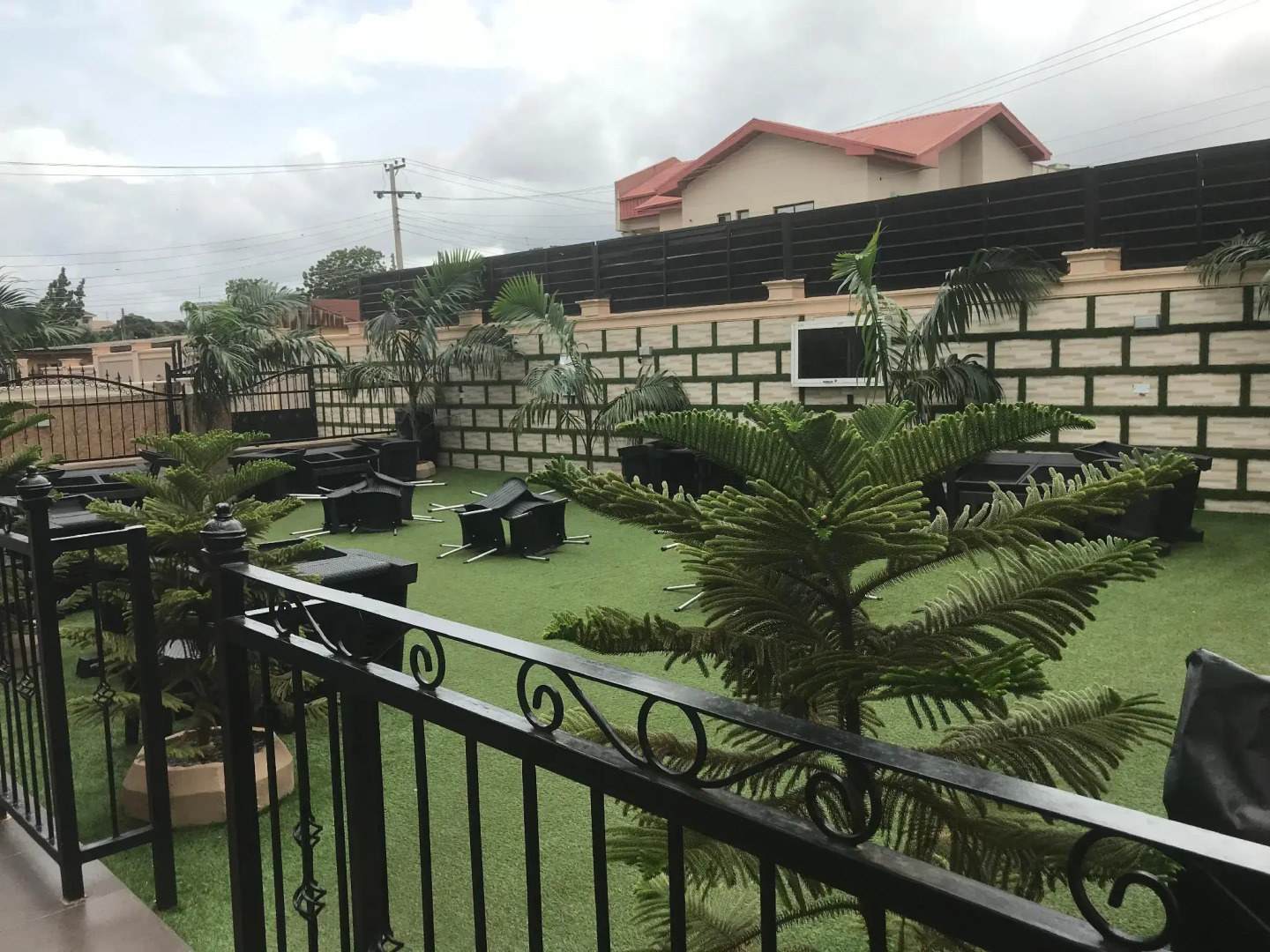 Ritz-Carinton Suites