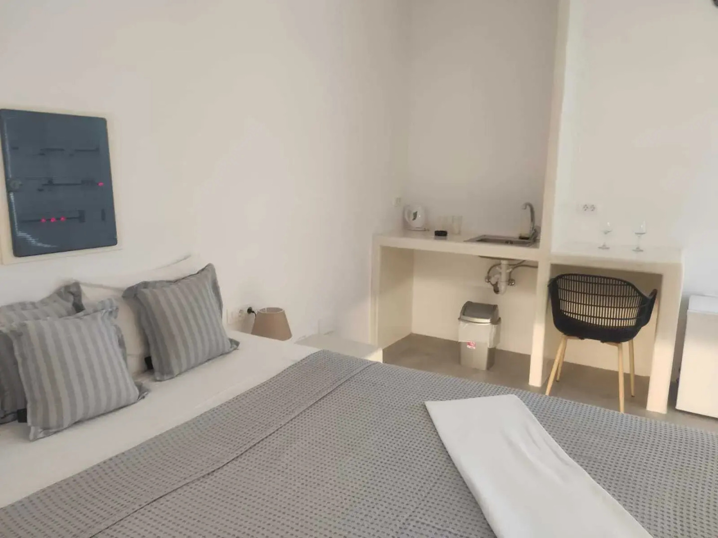 White Lily - Adults Only 16 plus