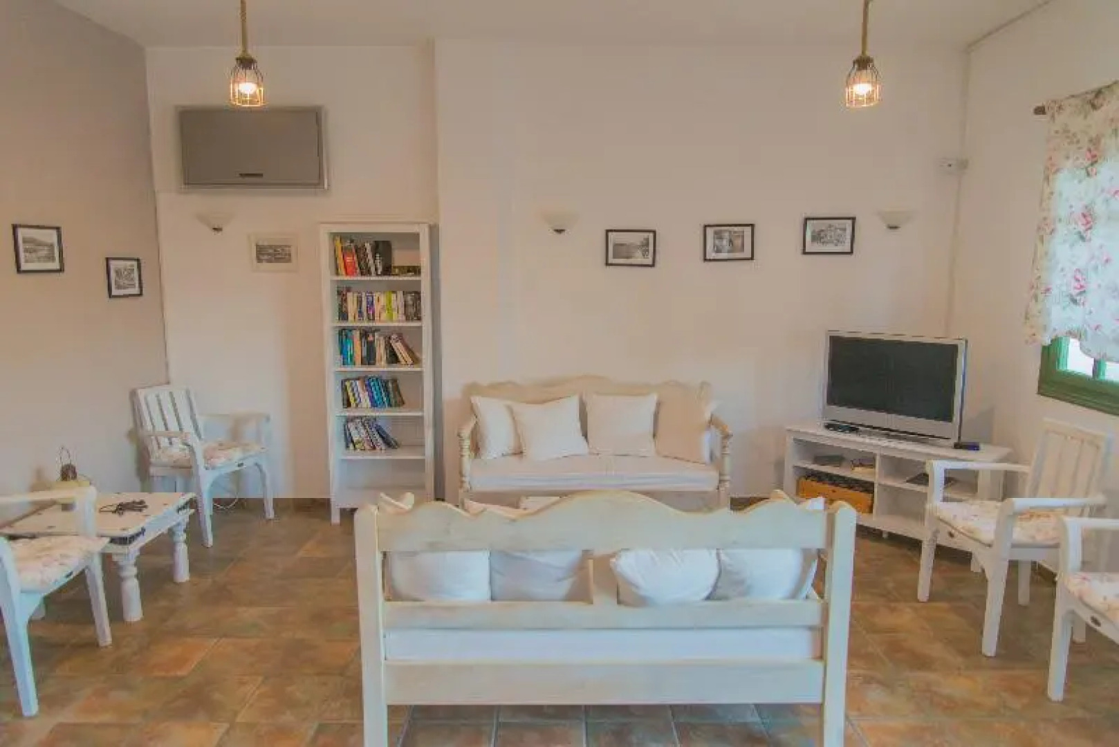 Ostria Hotel and Apartments