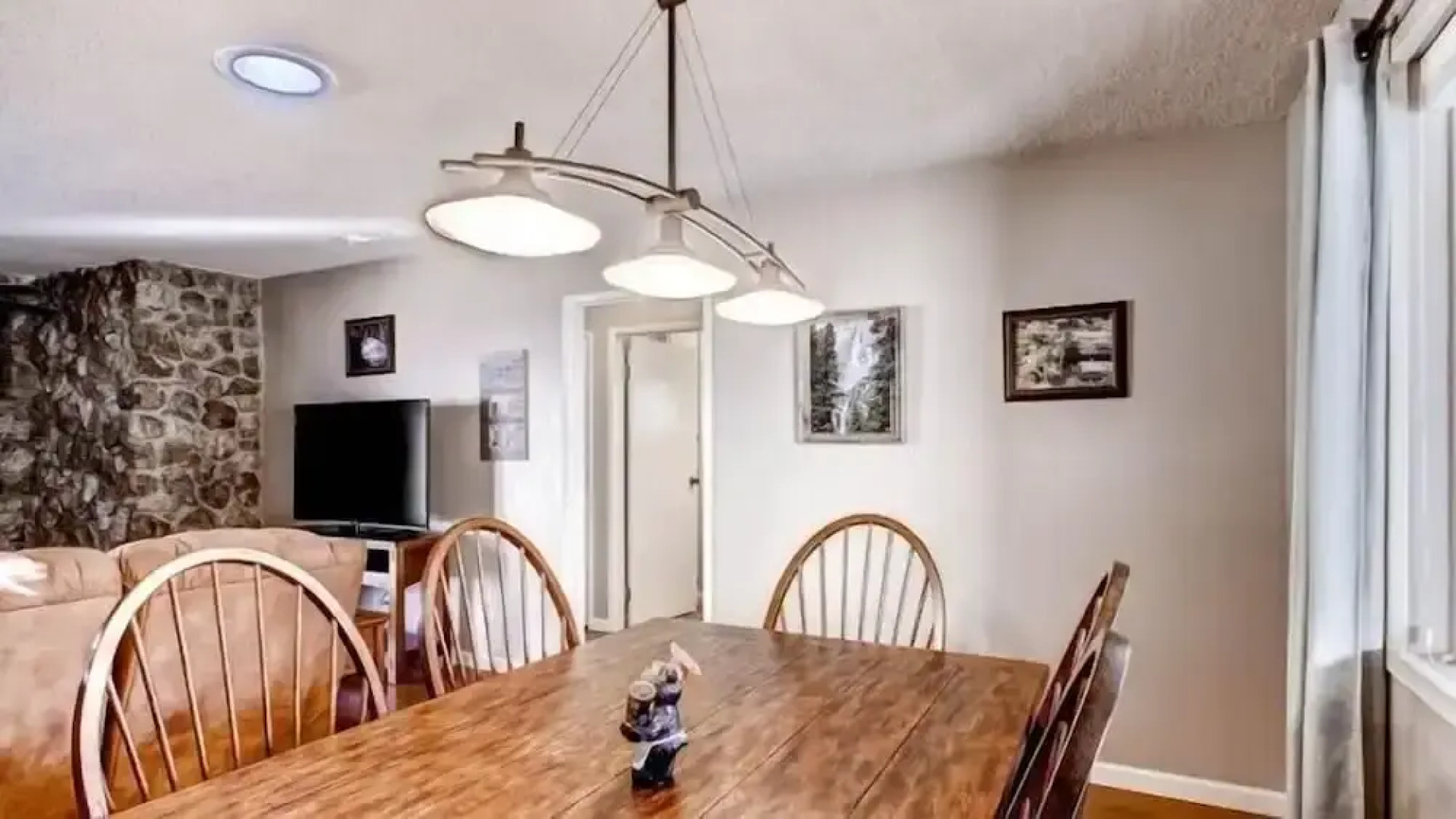 Scenic Wonders Lazy Bear Lodge 4 Bedroom