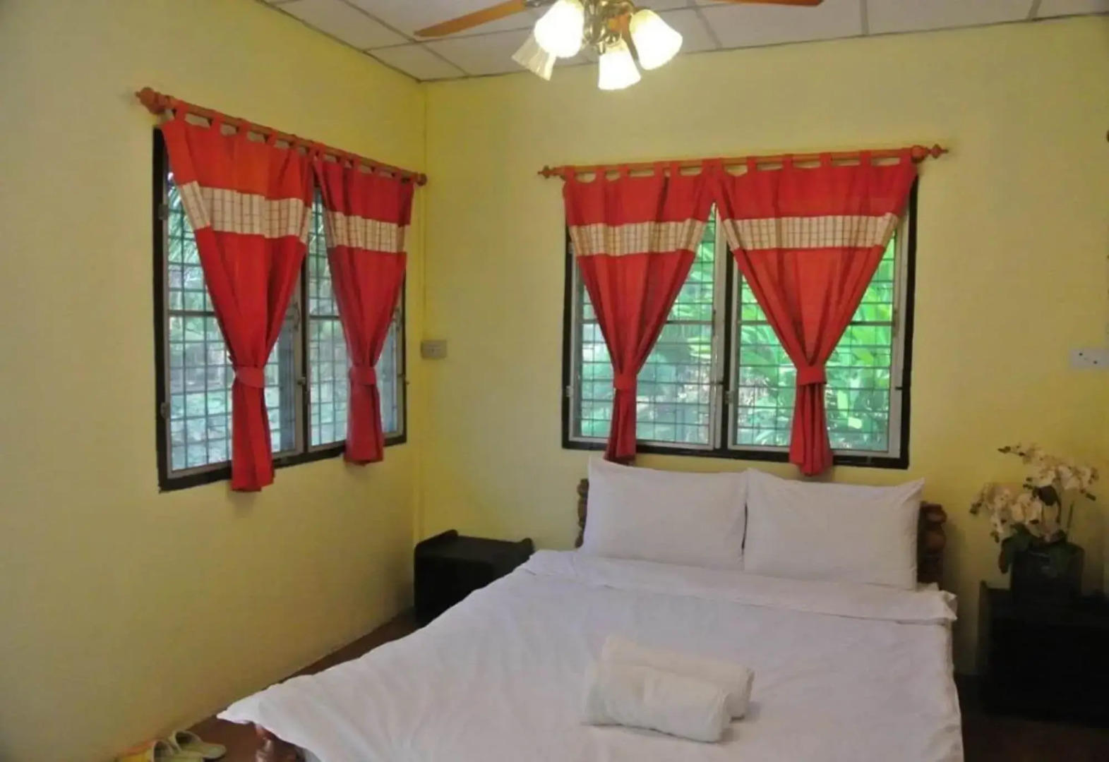 Himawari Restaurant & Cottage