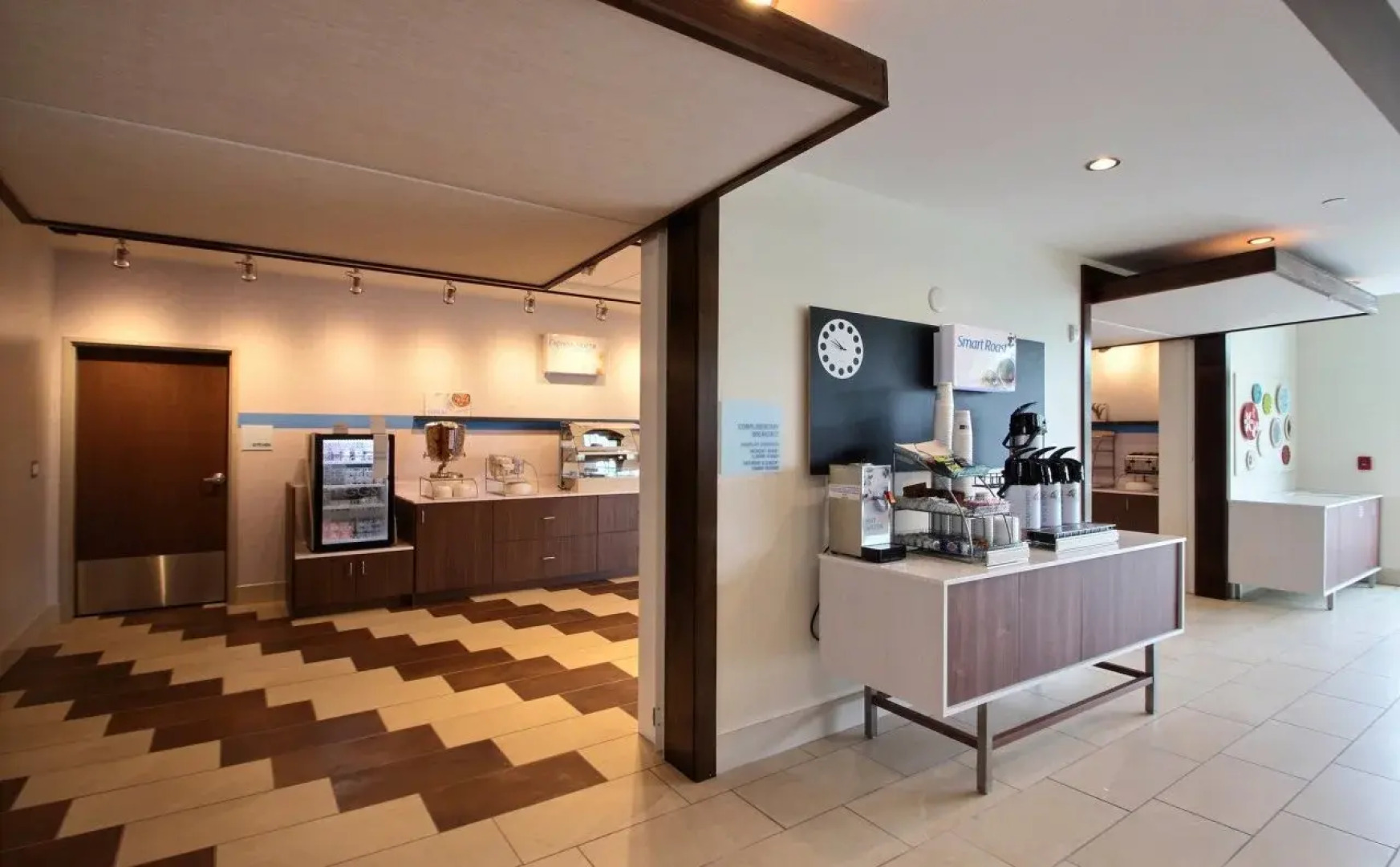 Holiday Inn Express & Suites Fond Du Lac by IHG