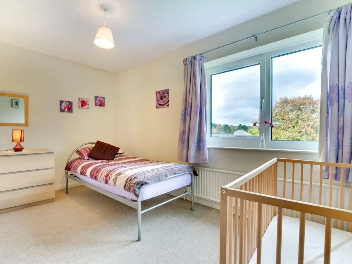 Homely Holiday Home in Saundersfoot With Garden