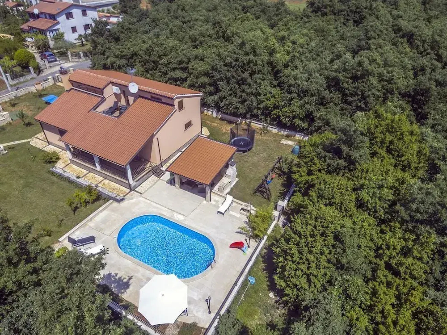 Luxury Villa Lucia with heated pool
