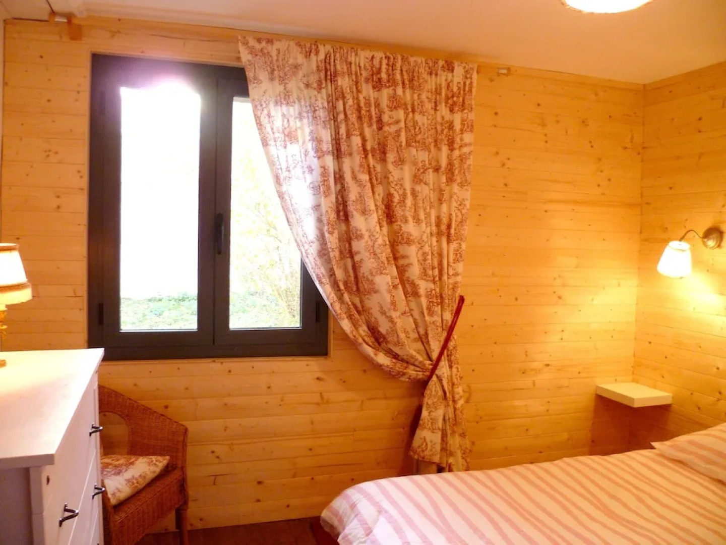 House With 3 Bedrooms in Espousouille, With Wonderful Mountain View an