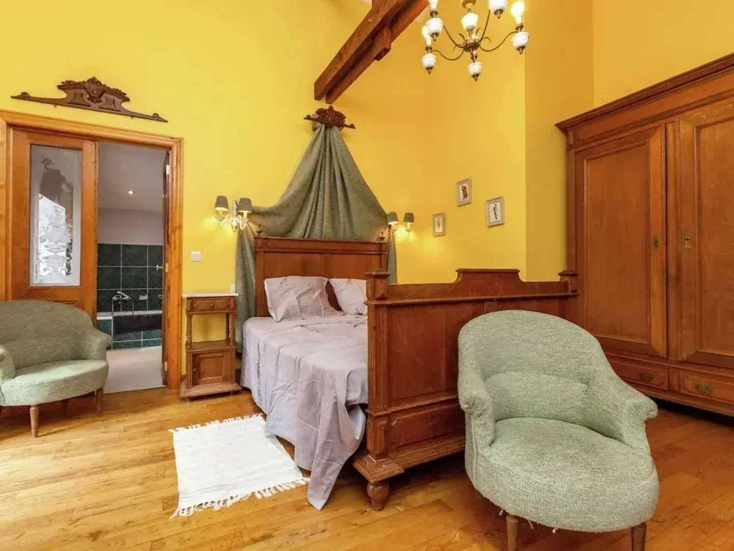 Wonderful Holiday Home in Saint-hubert With Sauna