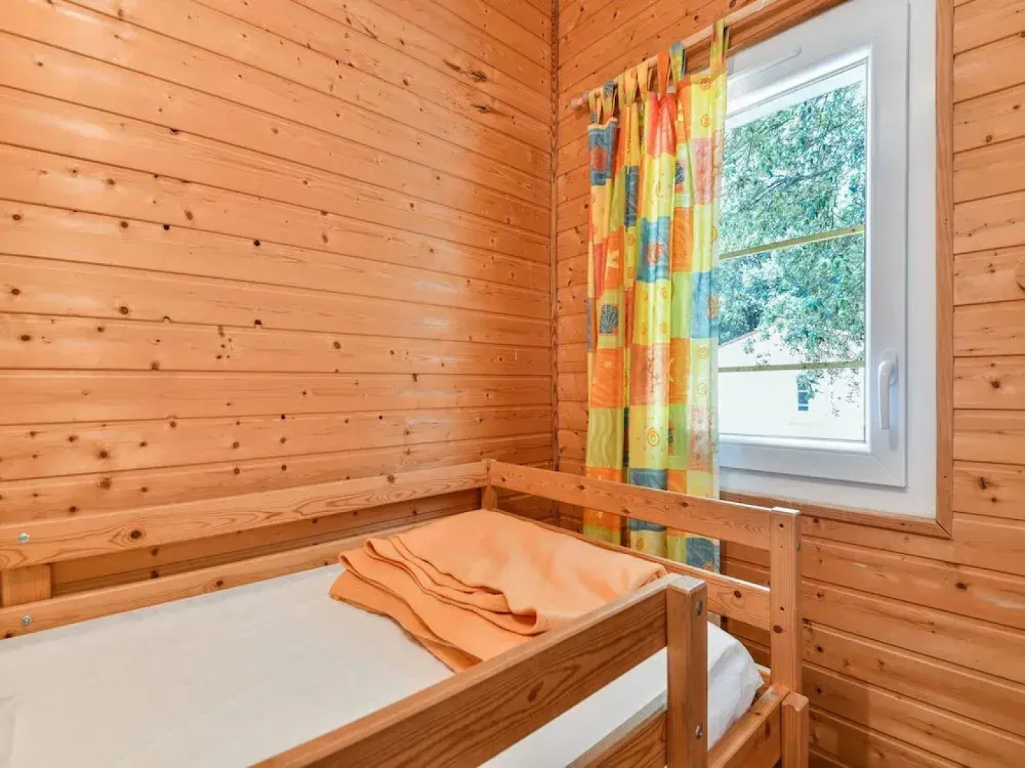 Gite in Holiday Park With Swimming Pool