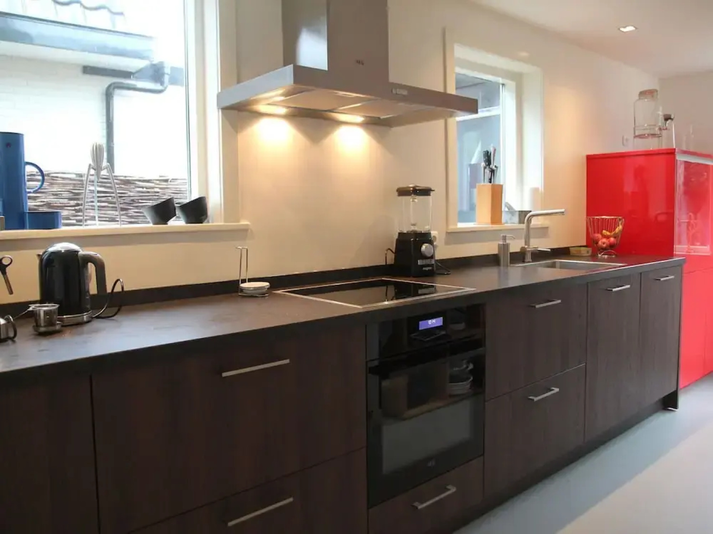 Luxury Holiday Home in Heiloo with Terrace And Garden