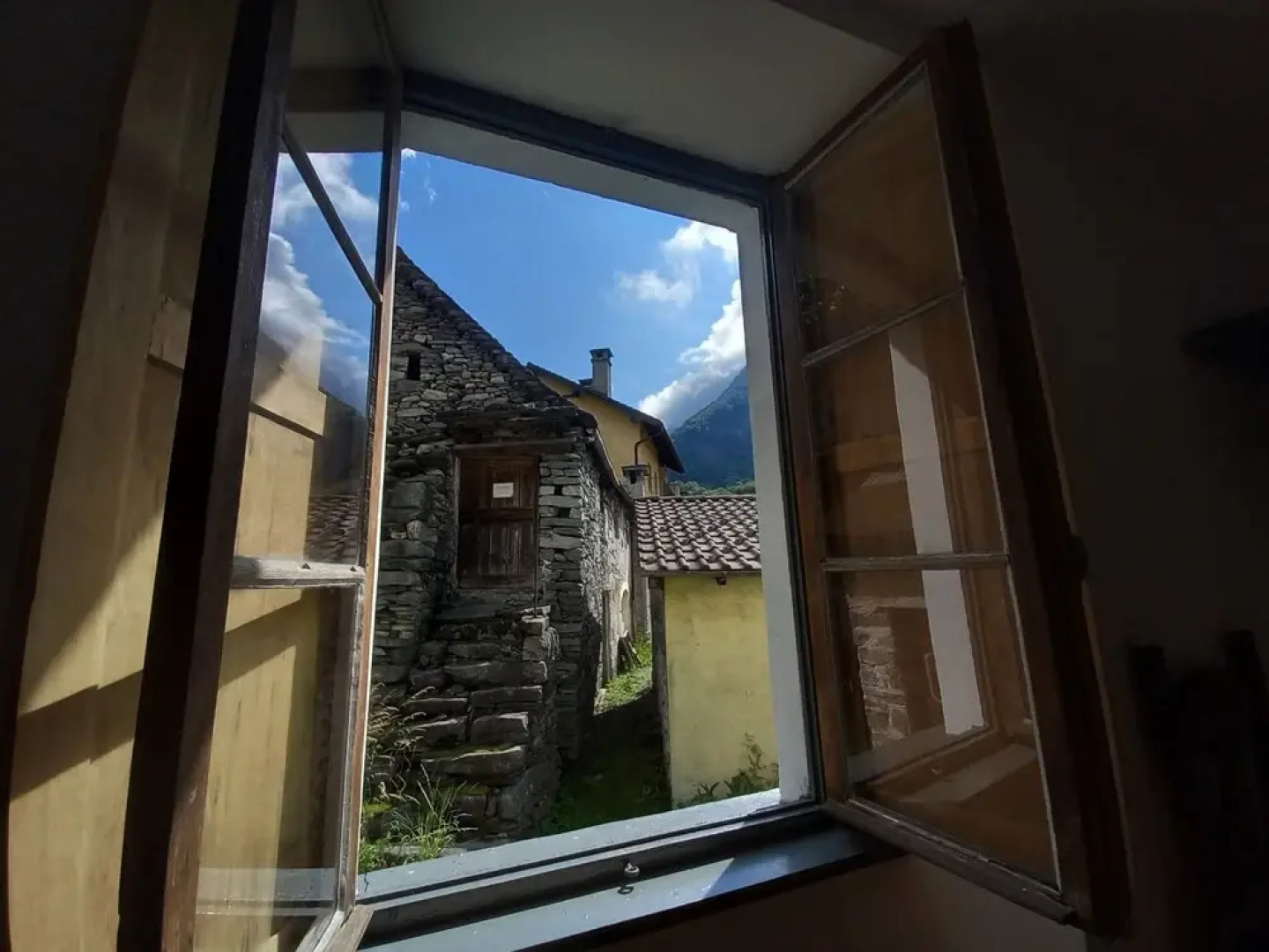 Room in Apartment - Casa Coerente Cavergno Single Room 3