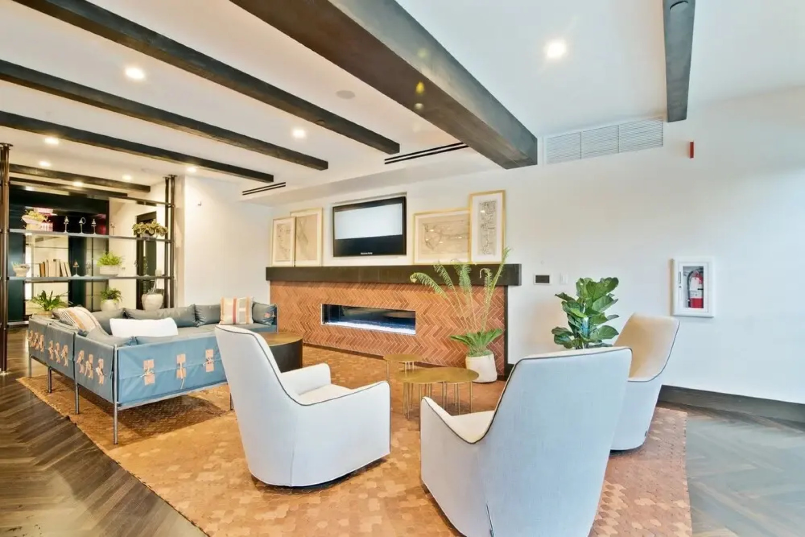 Global Luxury Suites in the Heart of San Carlos