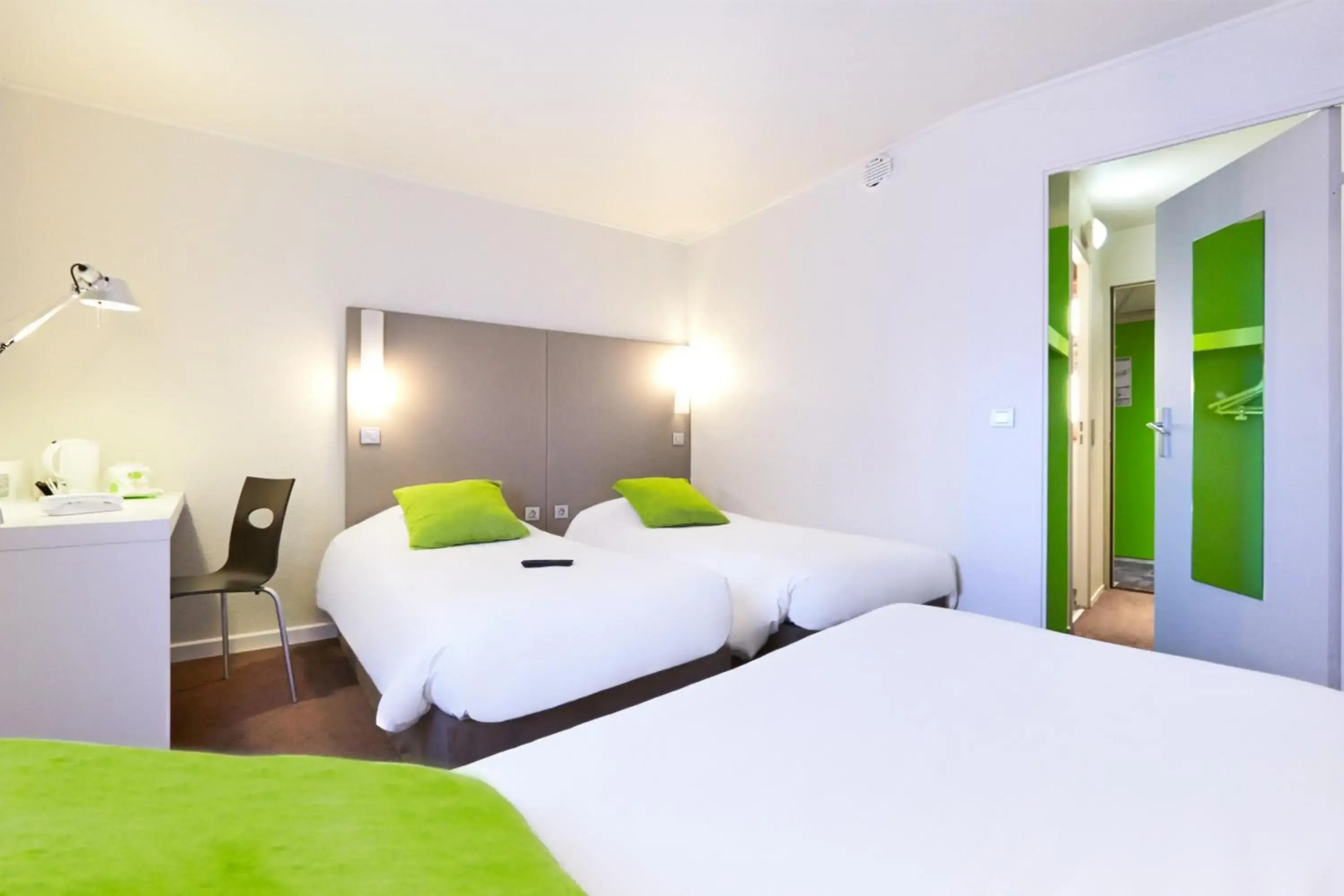 Huatian Chinagora Hotel