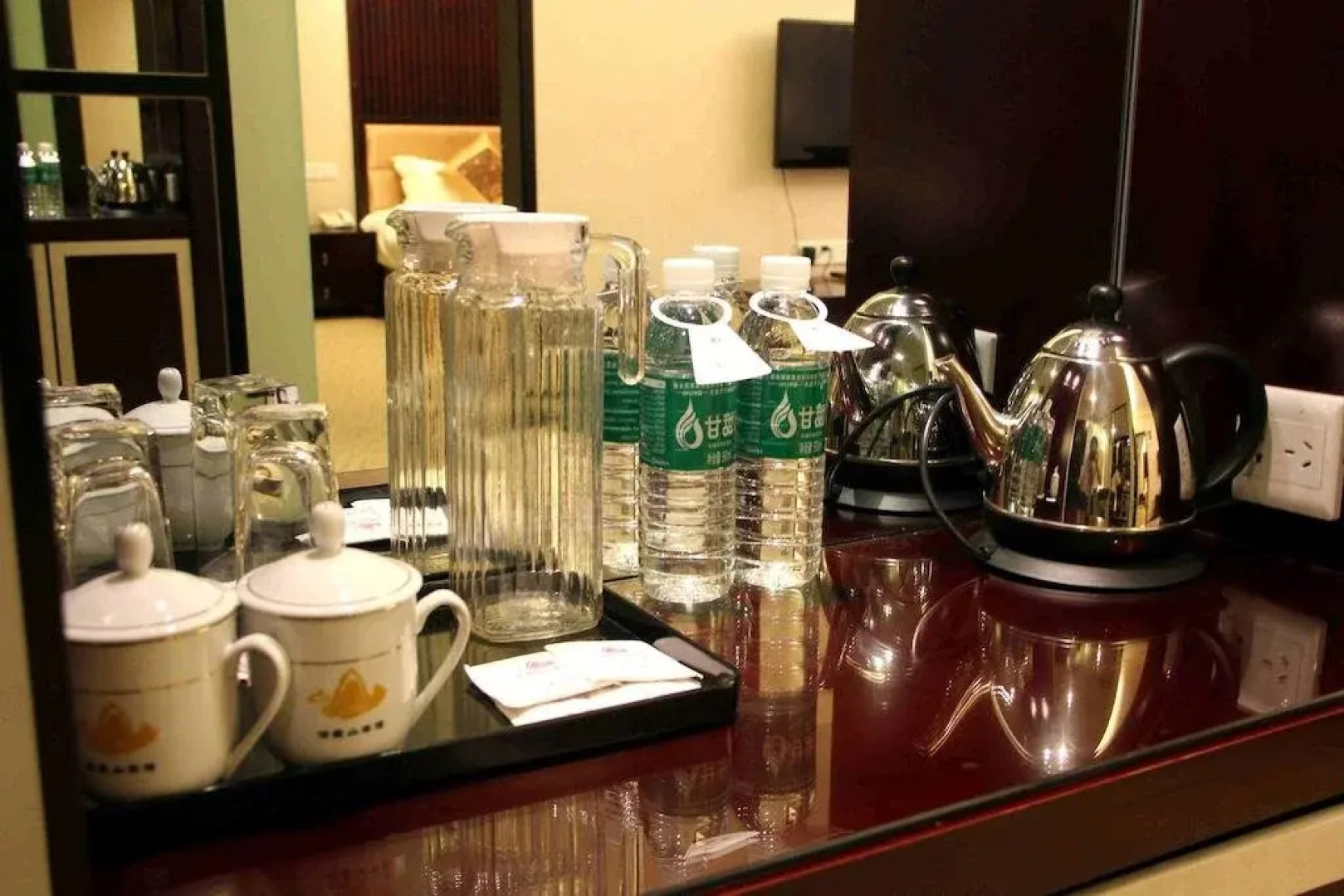 He Zhou Huang Yao Jiu Hu Shan Hotel