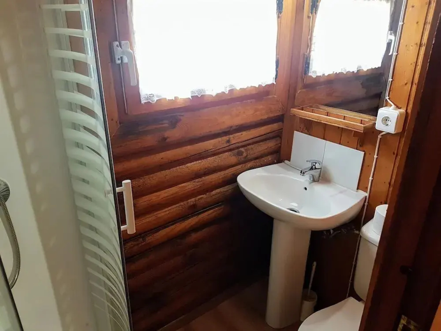 Camping Rio Nela