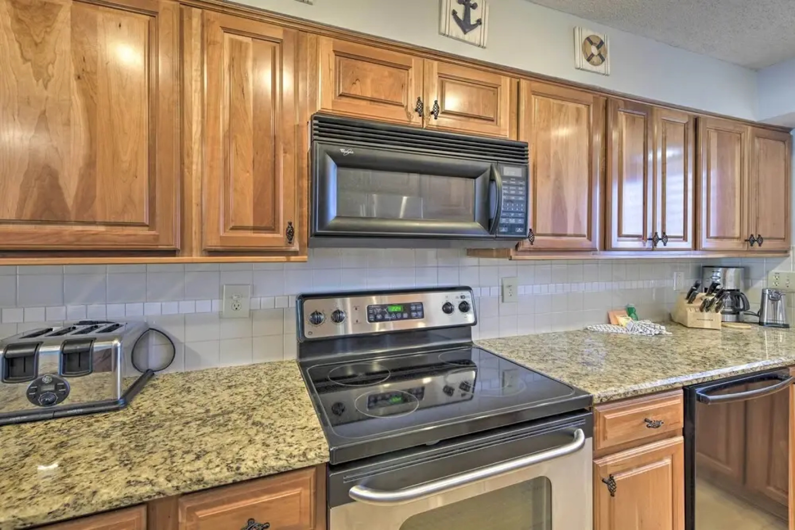 PCB Condo w/ Community Perks & Beach Access