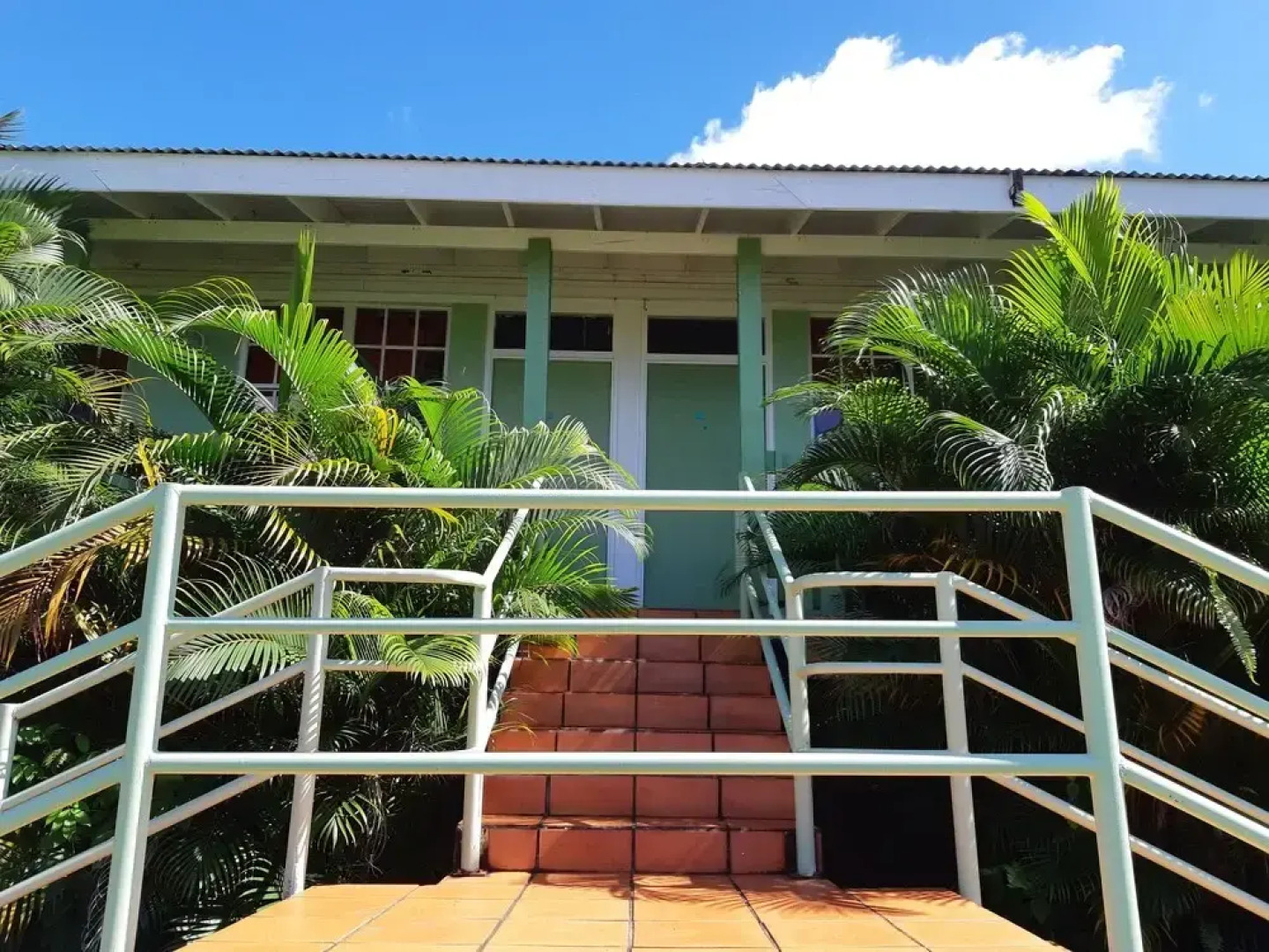 Portsmouth Beach Hotel