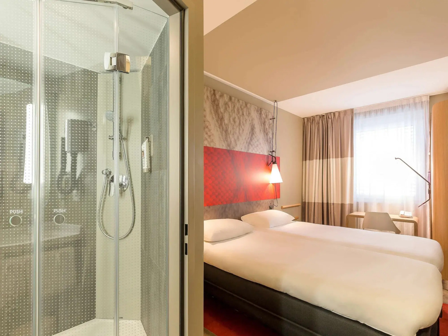 ibis Geneve Centre Lac