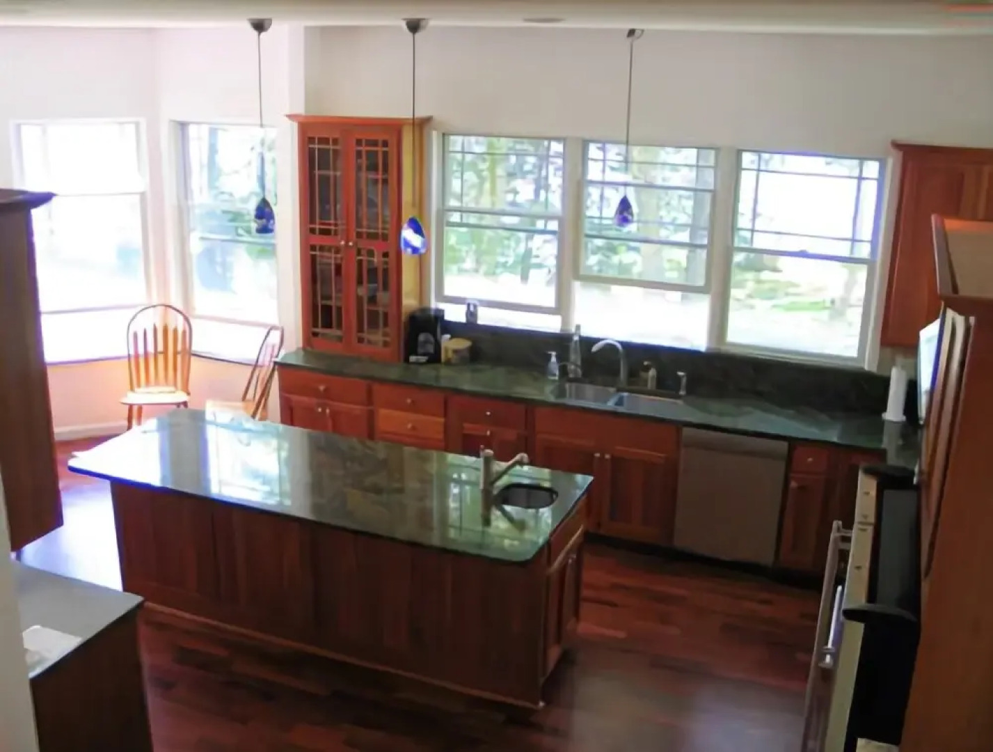 Edgewater Estate - Five Bedroom Home