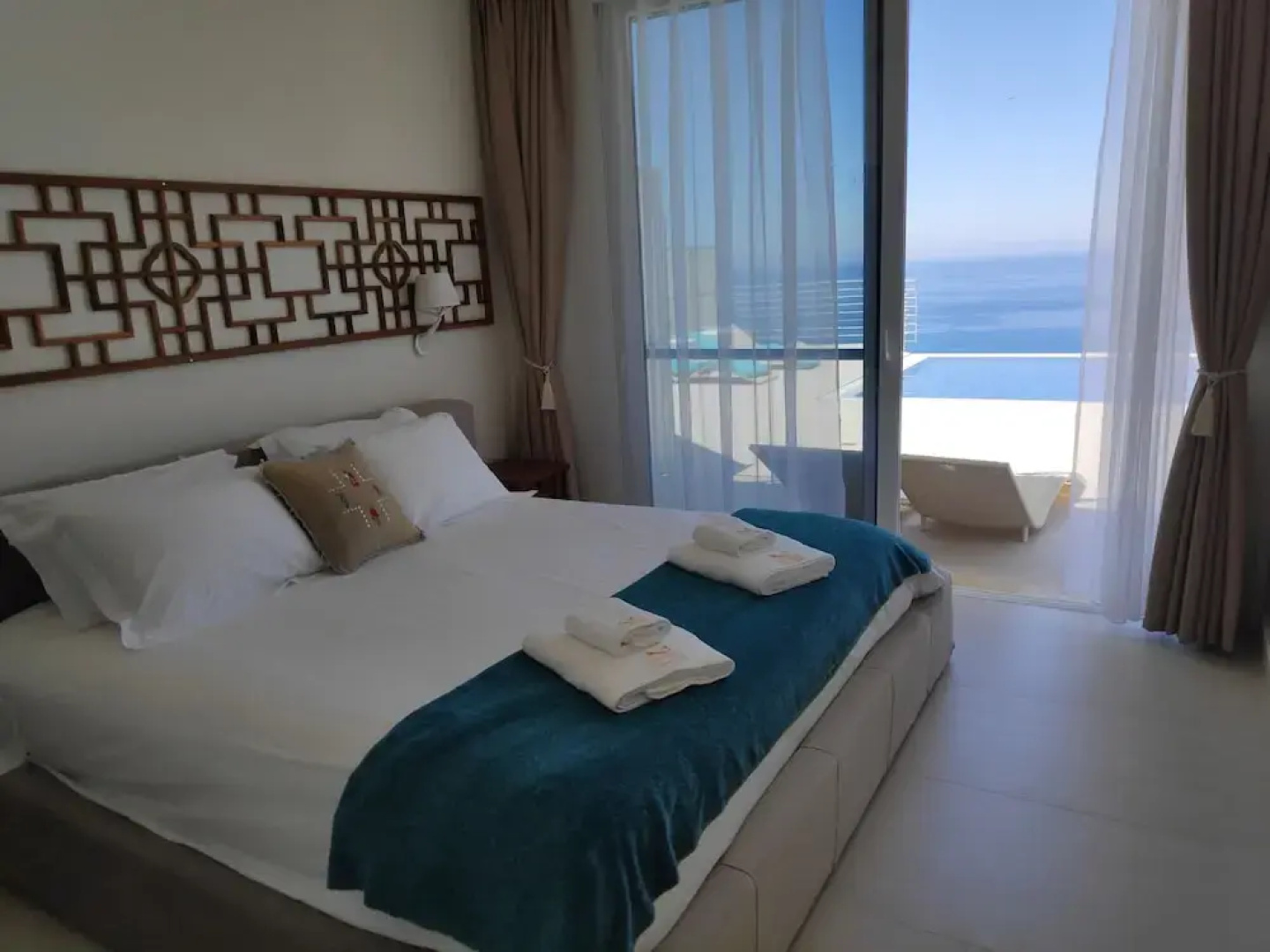 Okeanos Luxury Villas - Resort