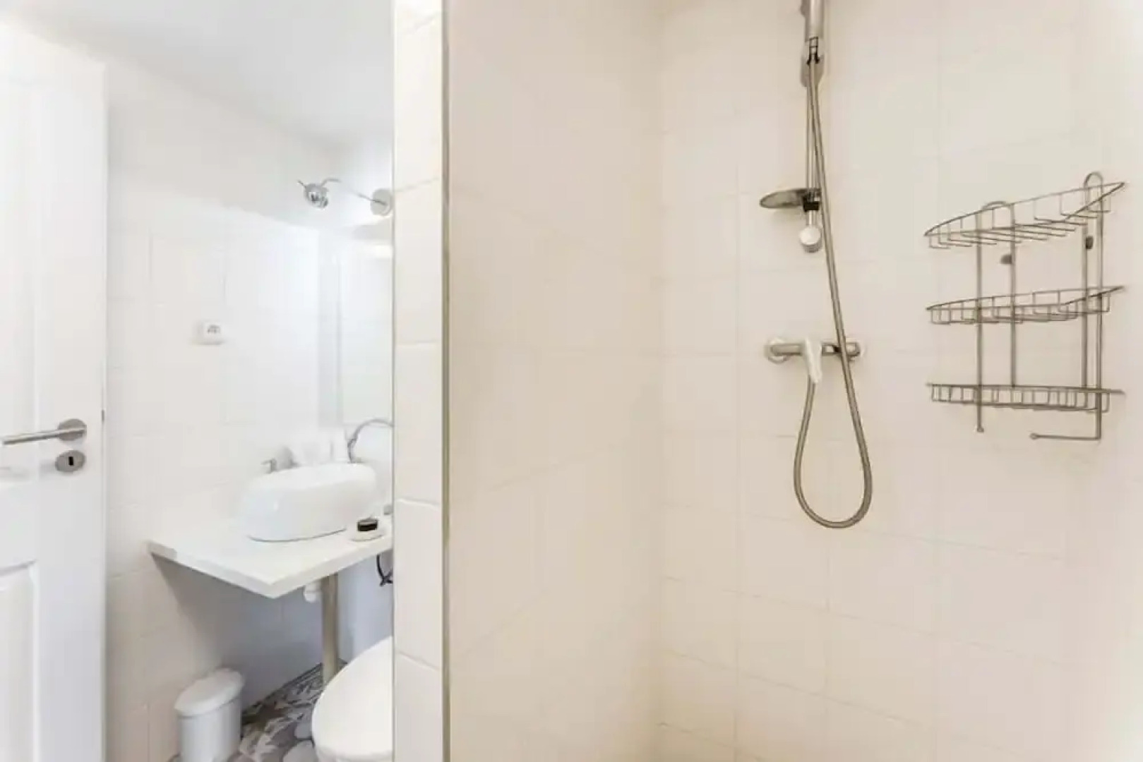 APT in Alb. nad Orlici by Michal&Friends