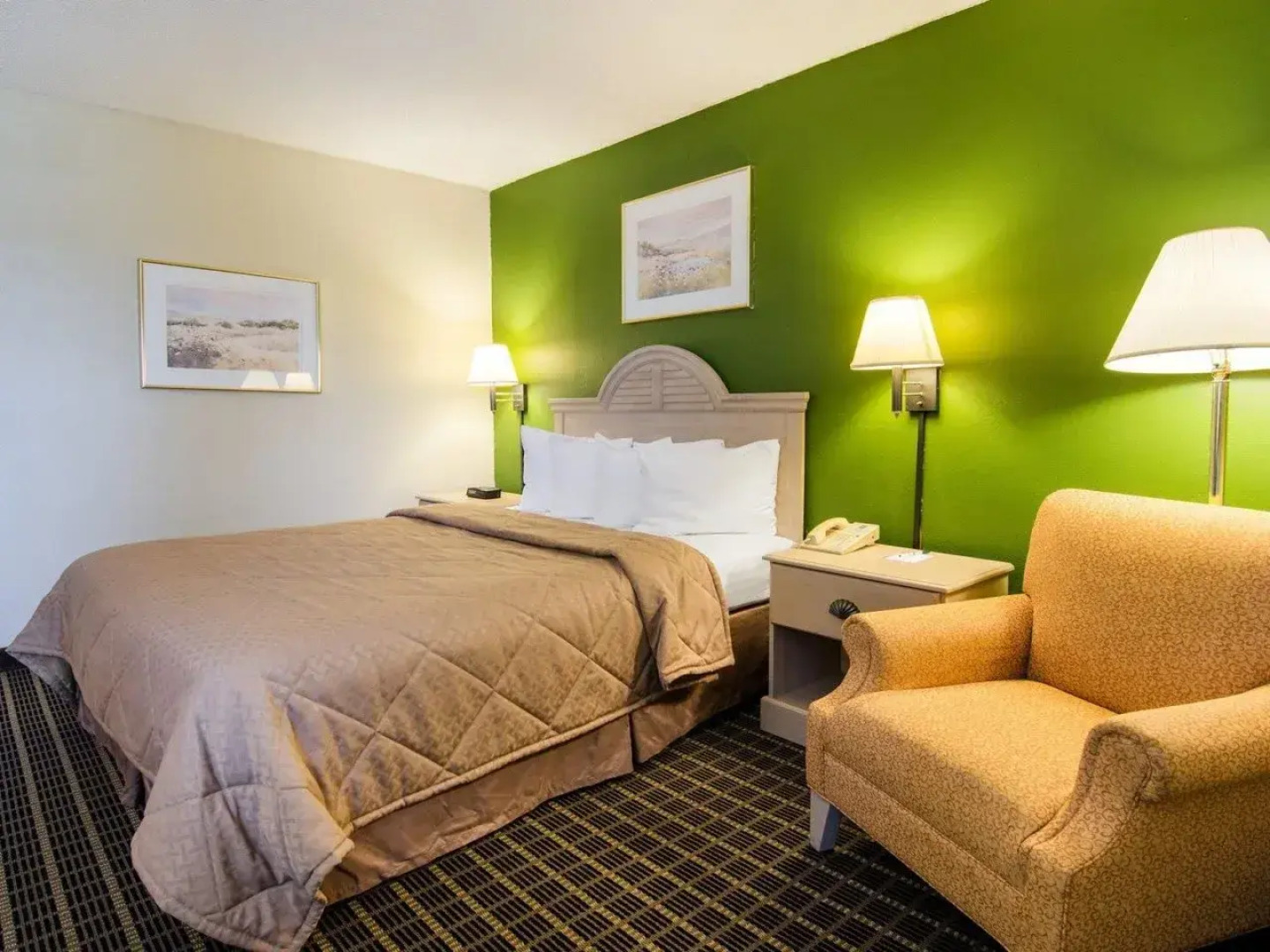 Quality Inn Merriam - Kansas City