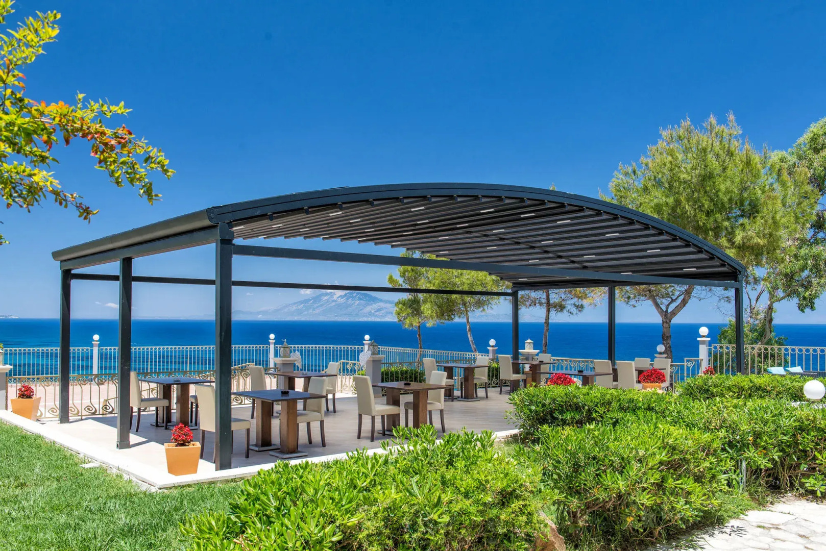 Balcony Hotel - Adults Only